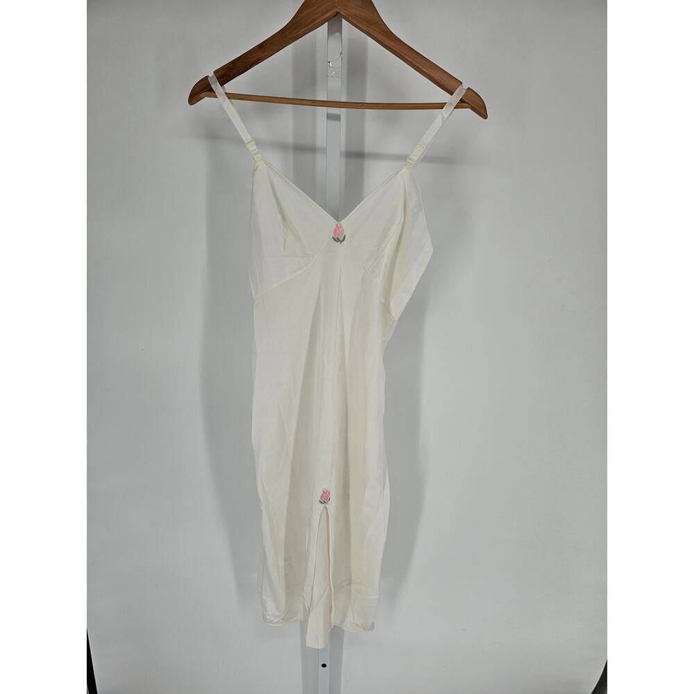 Vintage 1970s Sliperfection Womens Sz 34 Nylon Nightgown White